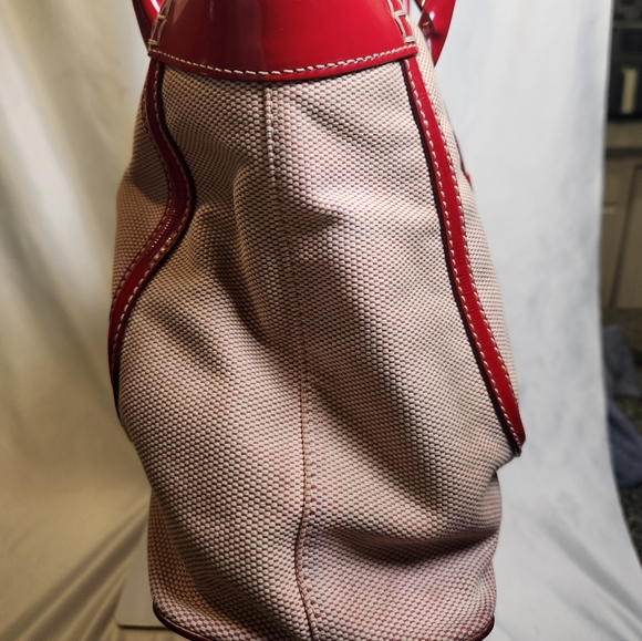 Tod's Canvas and Patent Leather Bag - Picture 4 of 15